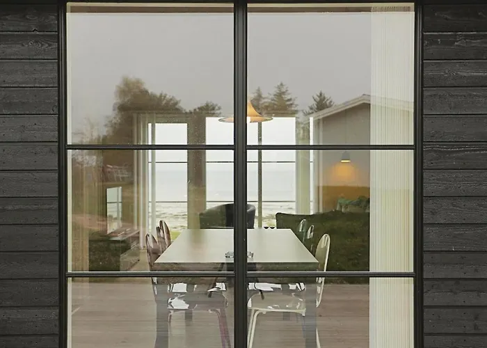 Hvilen Holiday home *